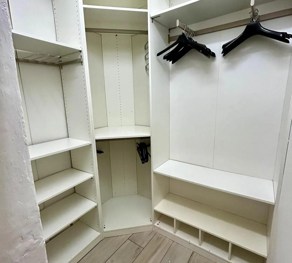 A Casa Di Lamu, Eleganza In Piazza Della Vittoria, 140Mq Apartamento Pavia Itália