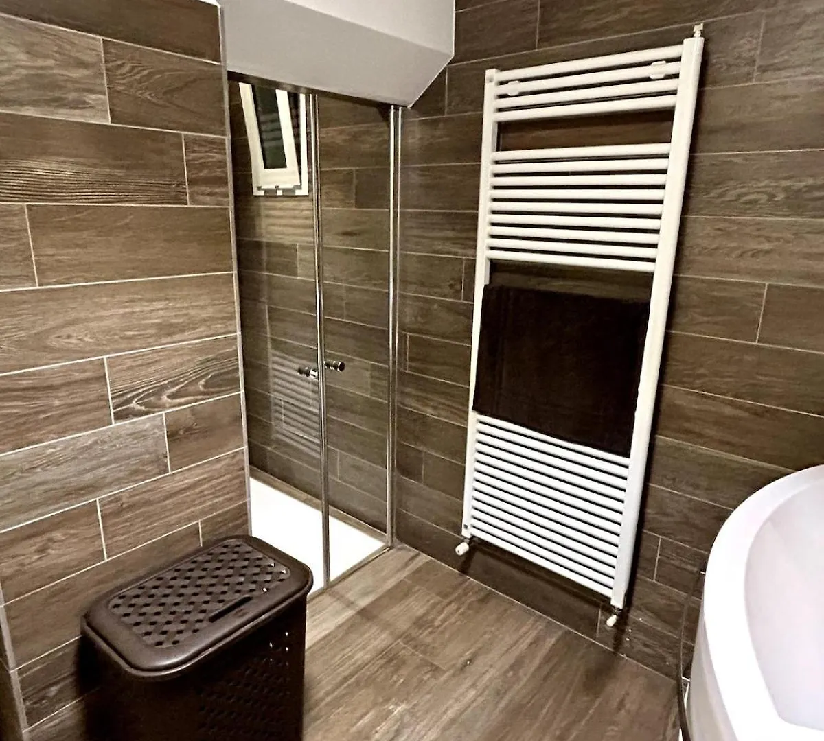 A Casa Di Lamu, Eleganza In Piazza Della Vittoria, 140Mq Apartamento Pavia 0*,